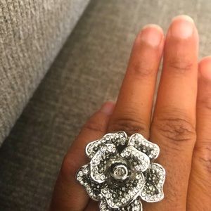 Landau crystal ring *Free Shipping* on listed price